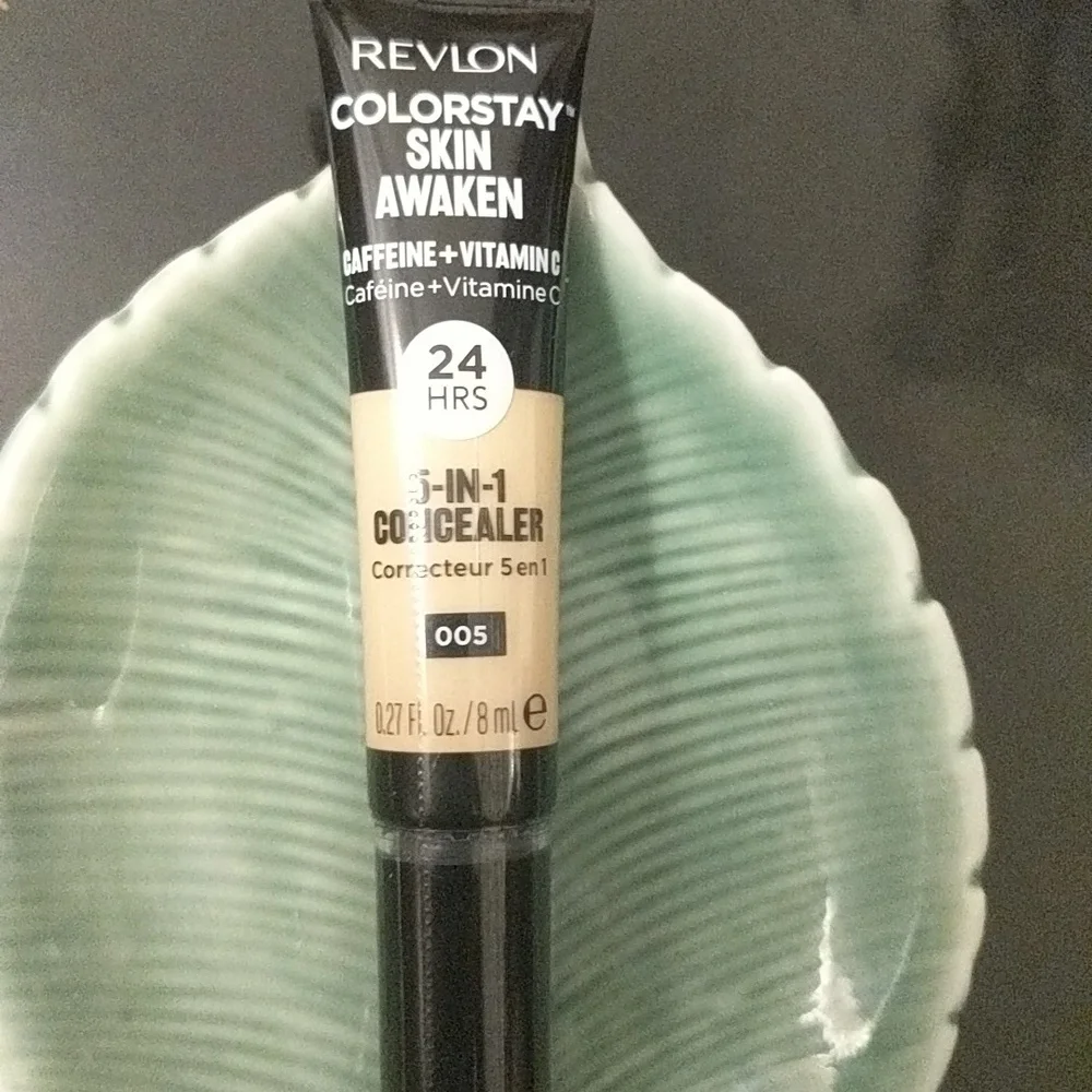 5 in 1 Concealer